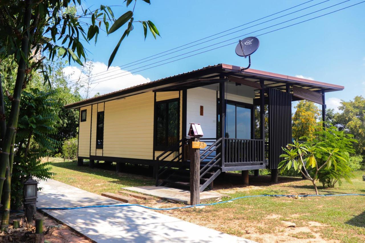 Mae On Village Resort Roi Et Exteriör bild