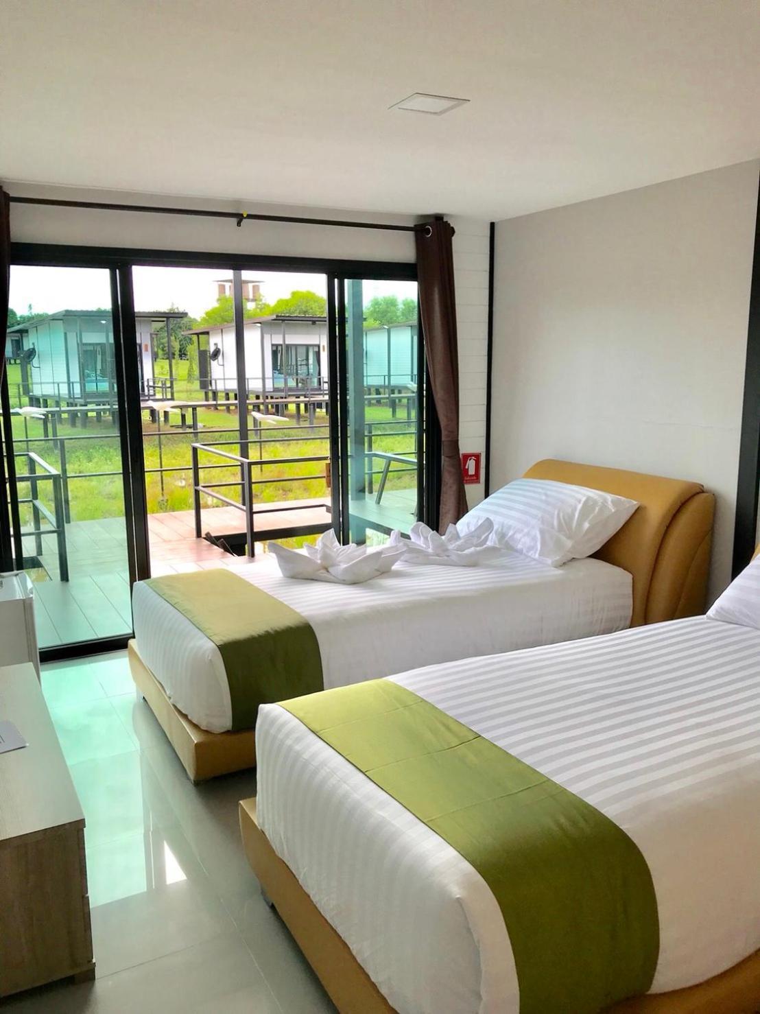 Mae On Village Resort Roi Et Exteriör bild