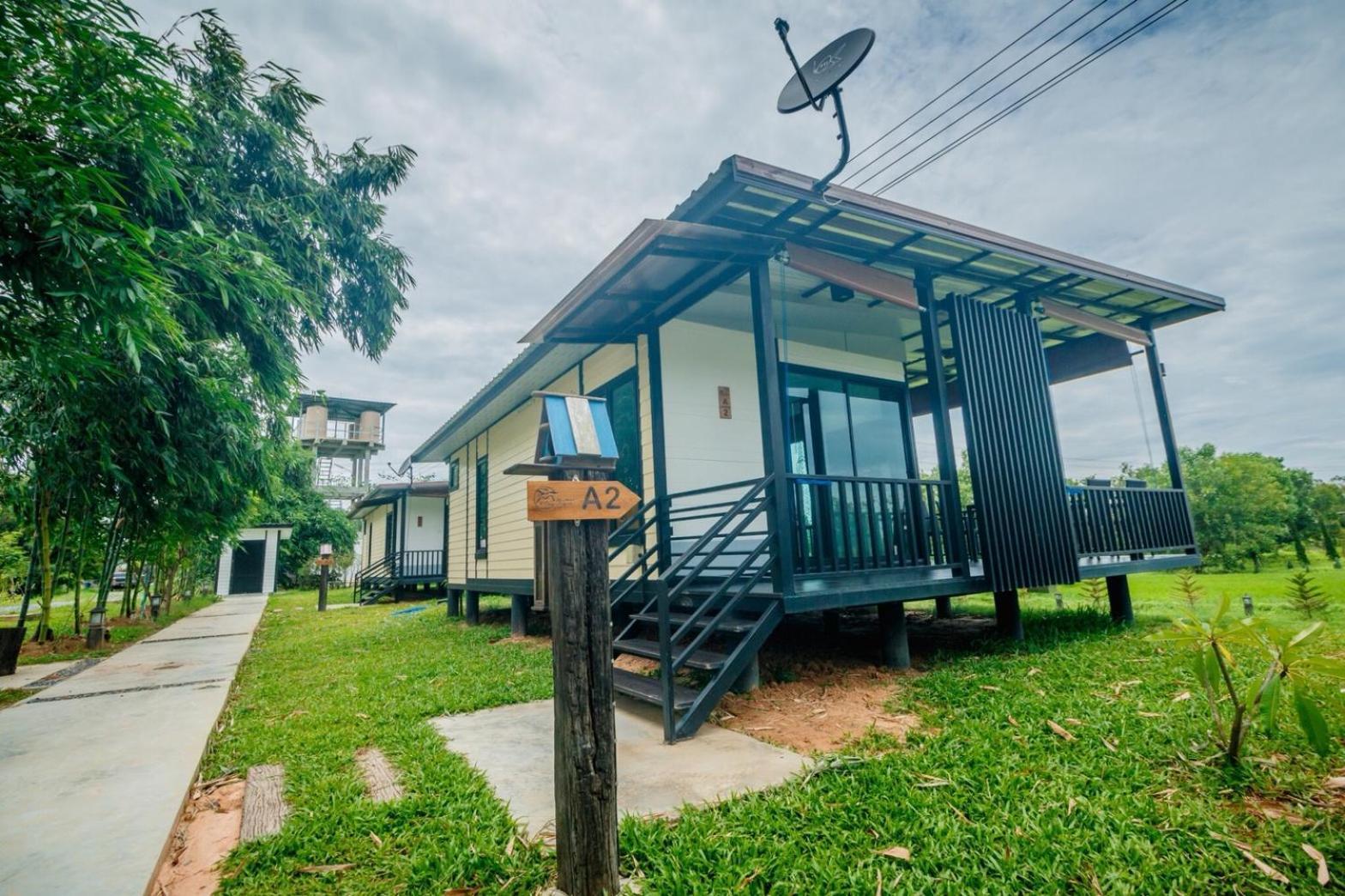 Mae On Village Resort Roi Et Exteriör bild